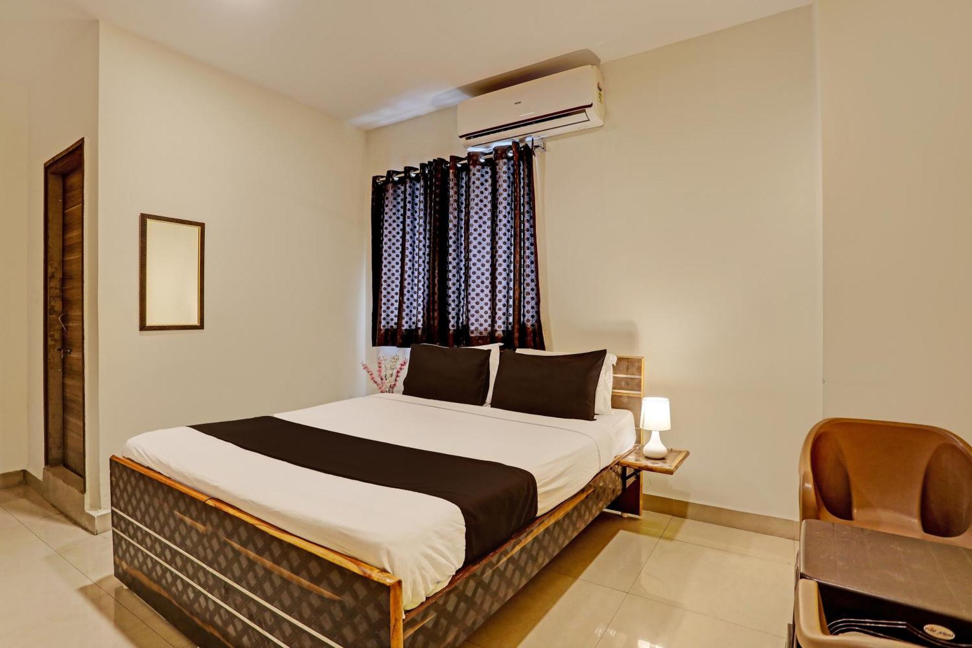 Capital O Saharsh Grand Near Shilparamam Hyderabad Luaran gambar