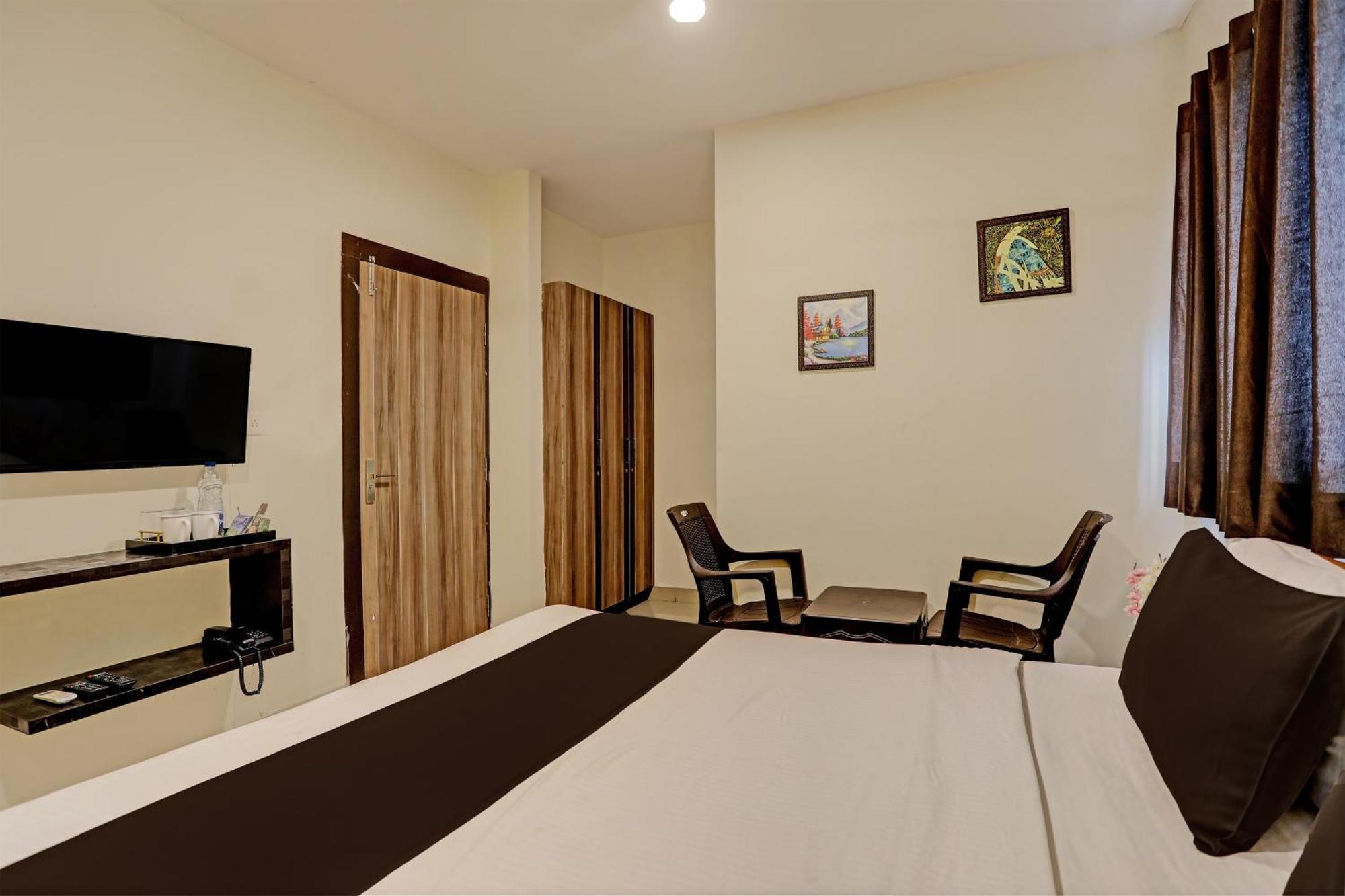 Capital O Saharsh Grand Near Shilparamam Hyderabad Luaran gambar